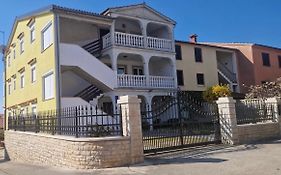 Guest House Casa Mia - Rooms & Apartments